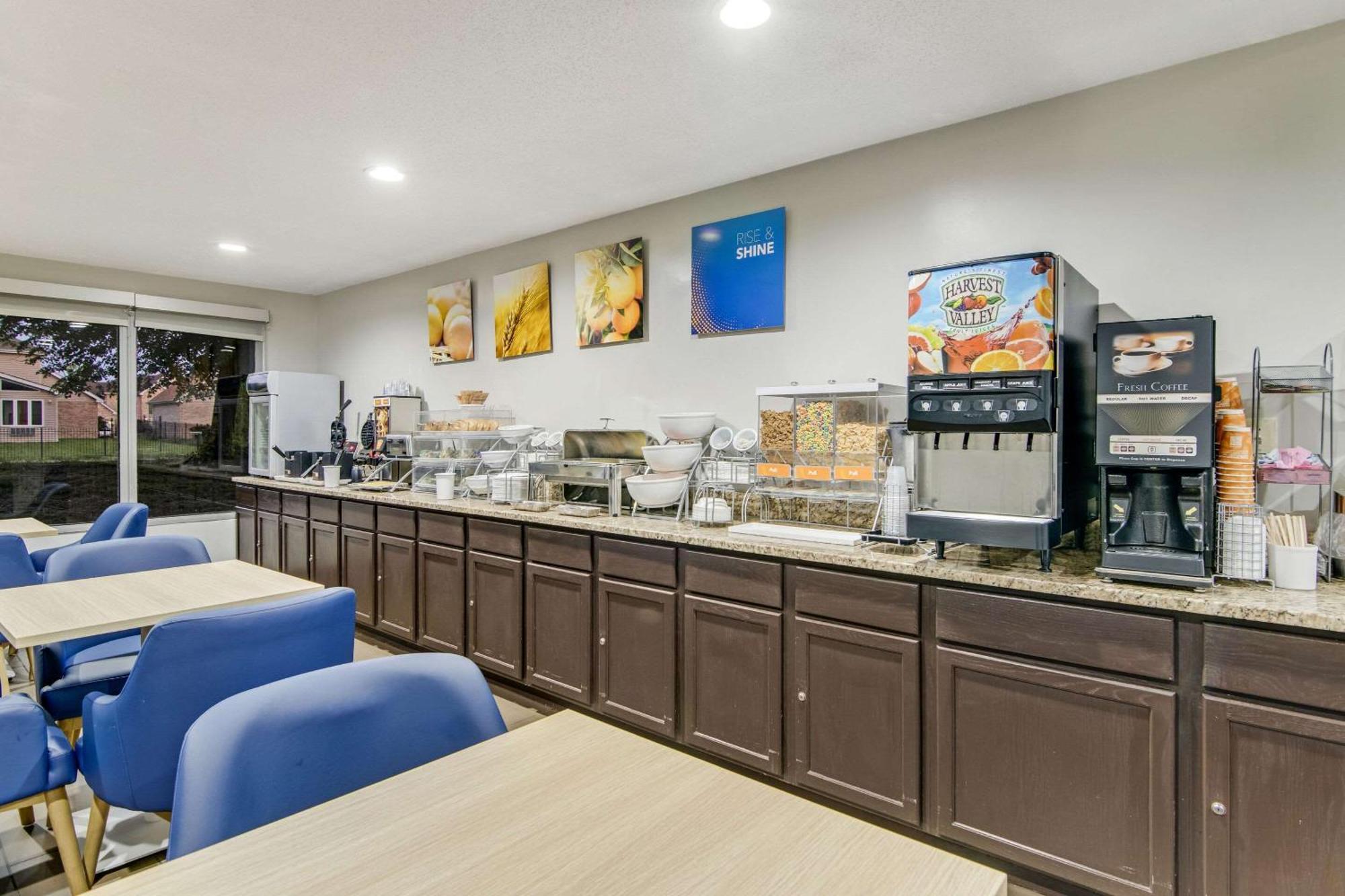 Comfort Suites Near I-80 And I-94 Lansing Eksteriør bilde