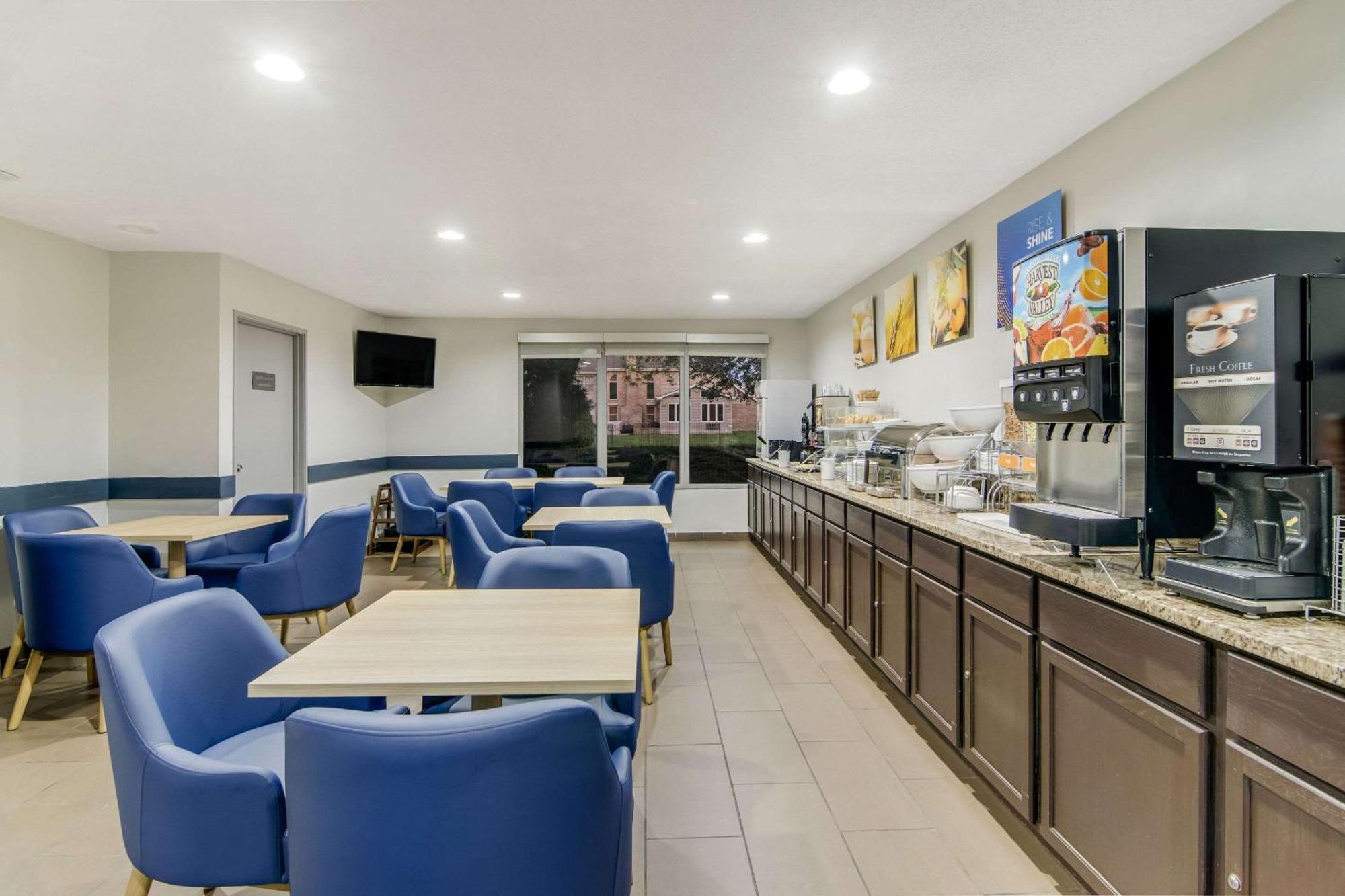 Comfort Suites Near I-80 And I-94 Lansing Eksteriør bilde