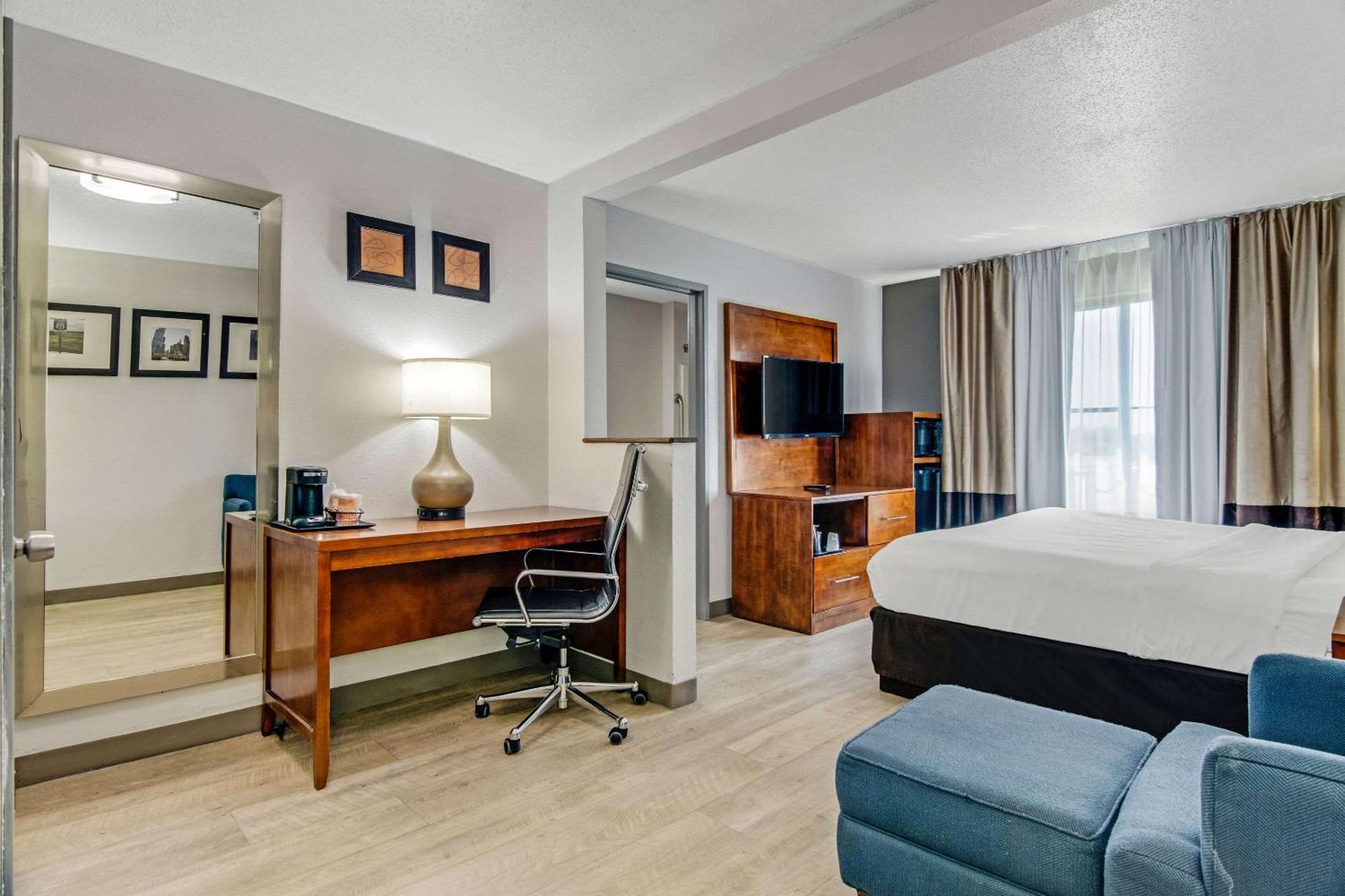Comfort Suites Near I-80 And I-94 Lansing Eksteriør bilde