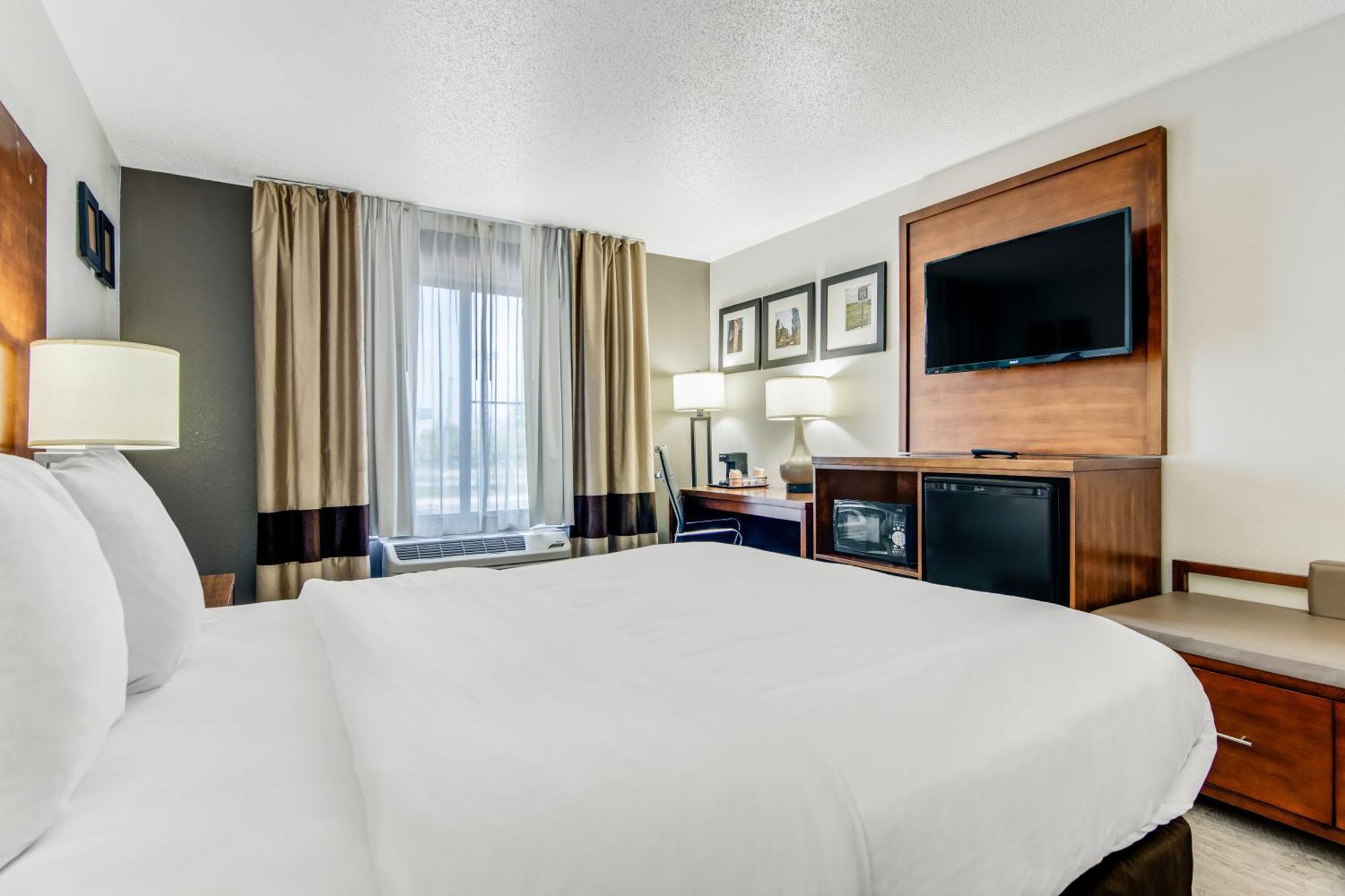 Comfort Suites Near I-80 And I-94 Lansing Eksteriør bilde